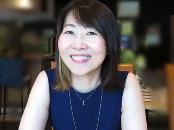有賀 ひと恵さん